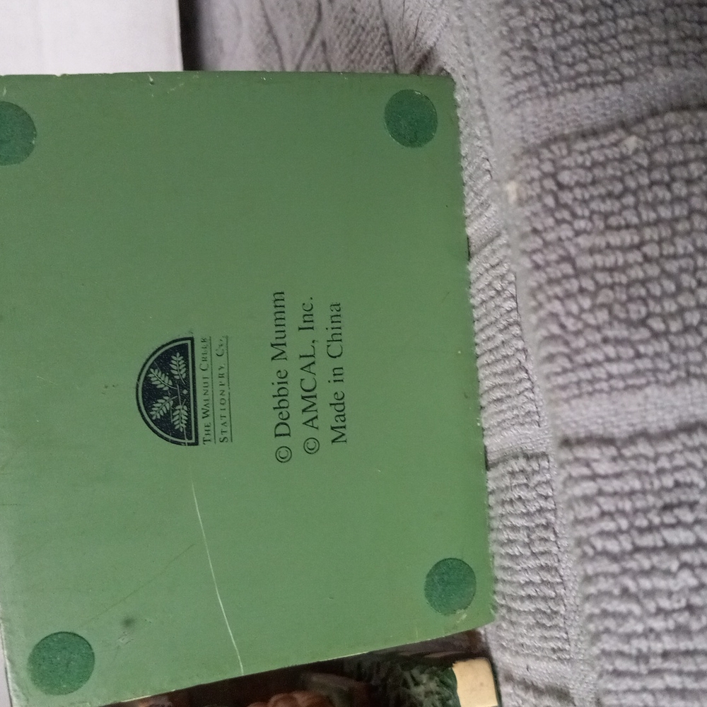 Debbie Mumm Gardening Bookends. - Picture 2 of 3